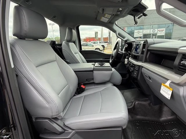 2025 Ford Super Duty 5th Gen - Image 17 of 21