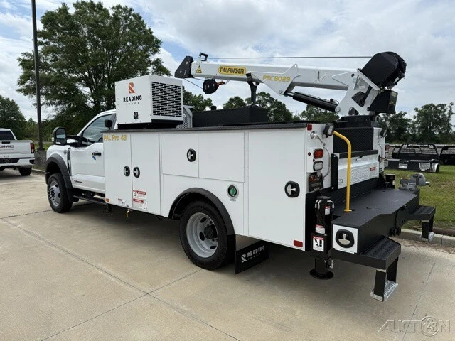 2025 Ford Super Duty 5th Gen - Image 10 of 12