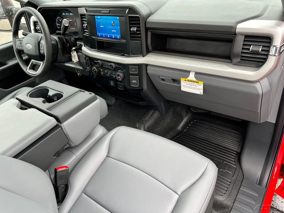 2025 Ford Super Duty 5th Gen - Image 17 of 21