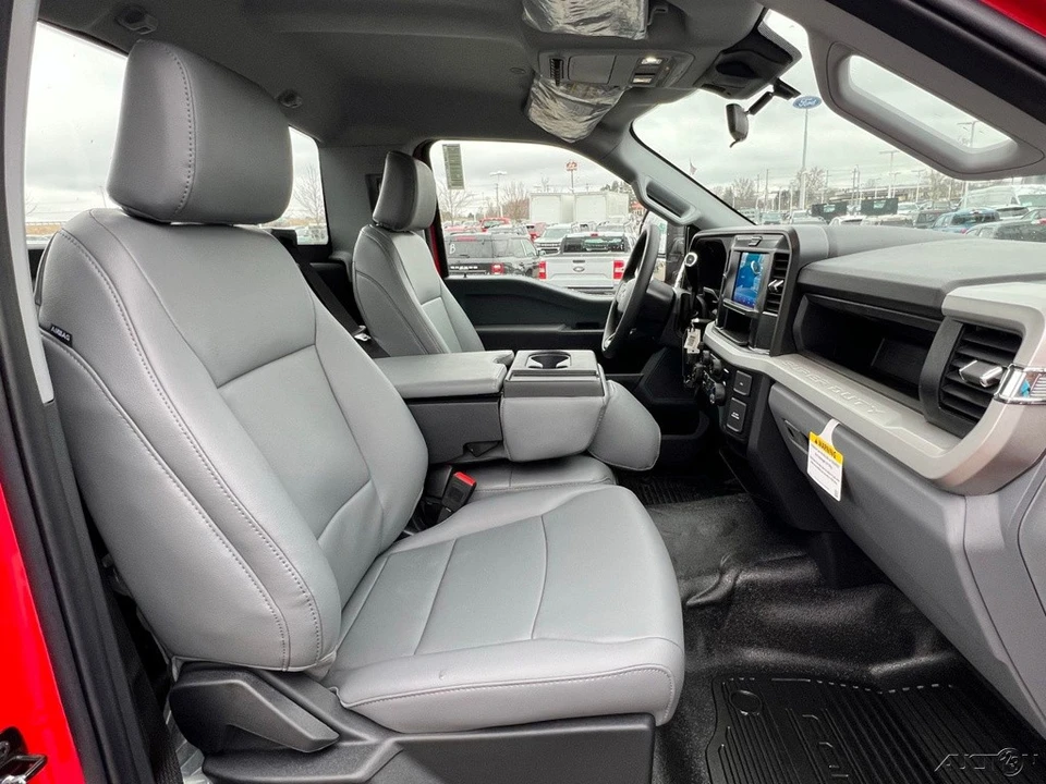 2025 Ford Super Duty 5th Gen - Image 19 of 21
