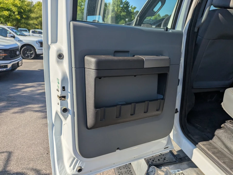 2025 Ford F-Series - Image 29 of 31