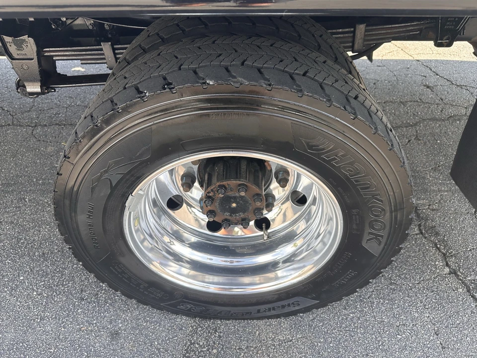 2025 Ford F-Series - Image 29 of 30