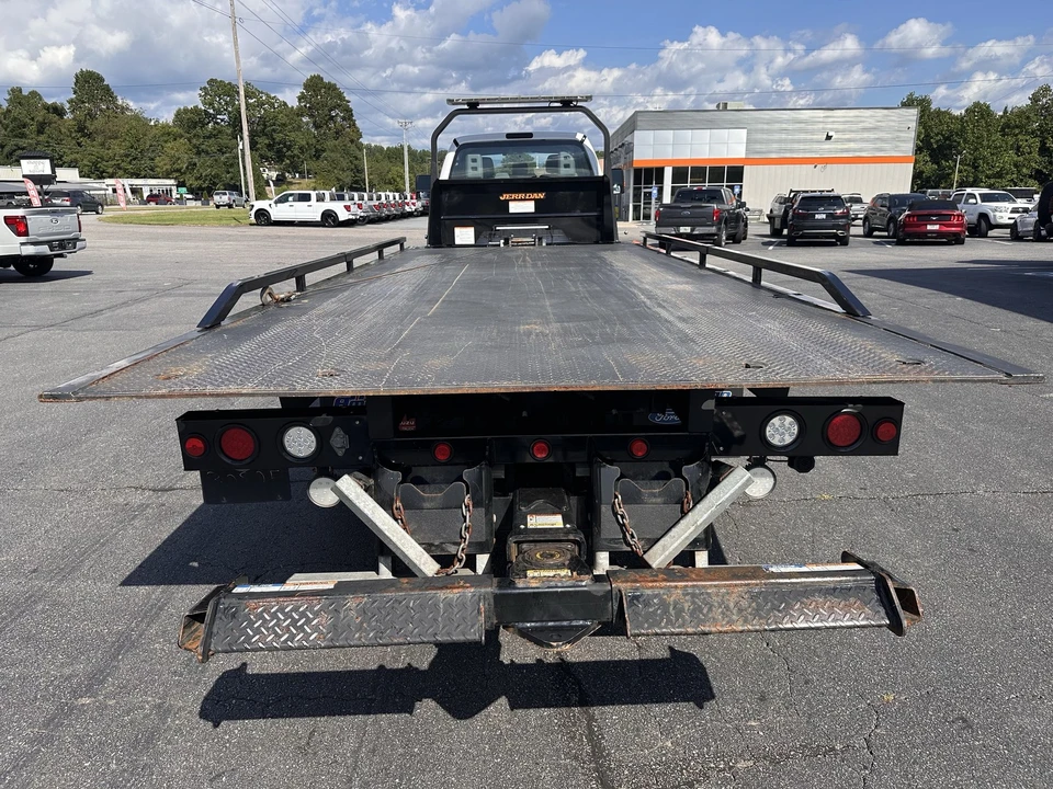 2025 Ford F-Series - Image 6 of 30