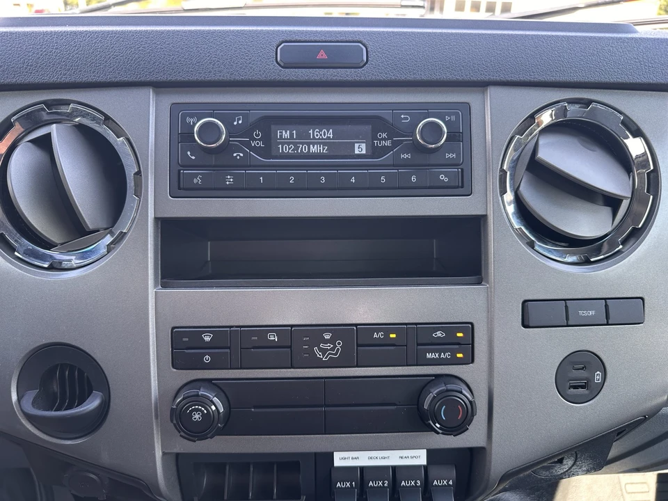 2025 Ford F-Series - Image 24 of 30