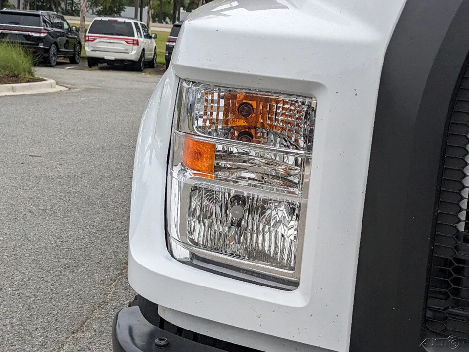 2025 Ford Super Duty 5th Gen - Image 10 of 21