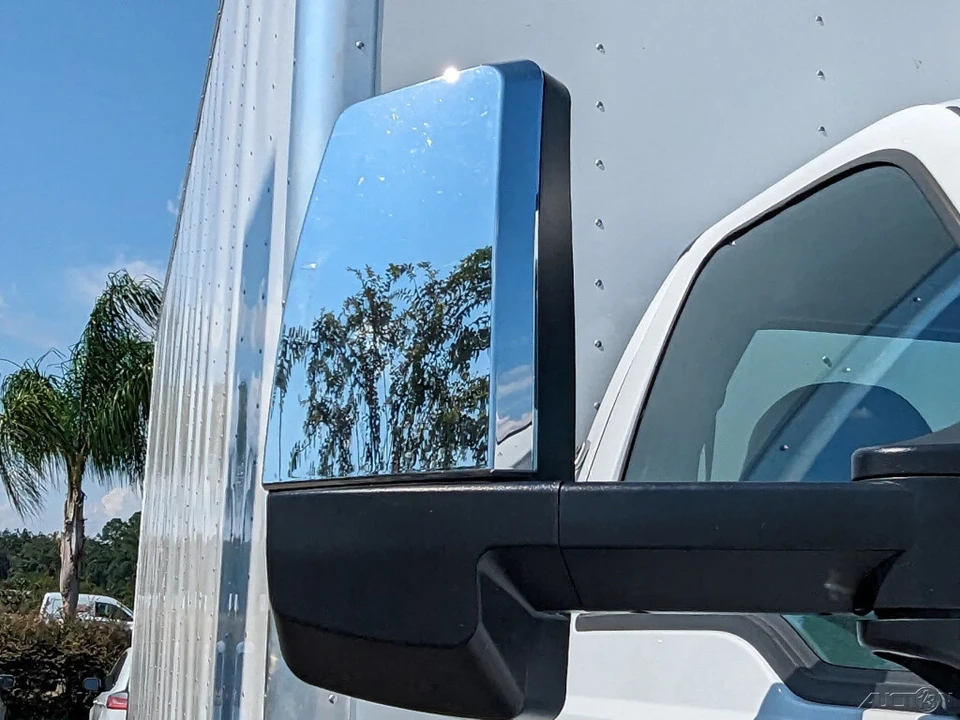 2025 Ford Super Duty 5th Gen - Image 11 of 21
