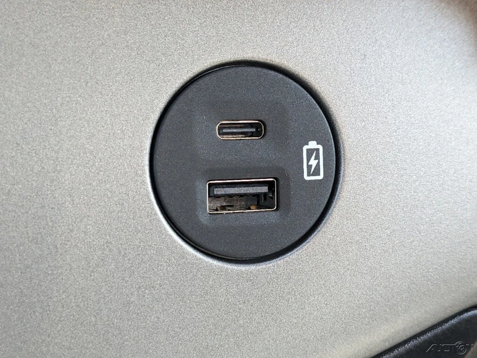 2025 Ford Super Duty 5th Gen - Image 21 of 21