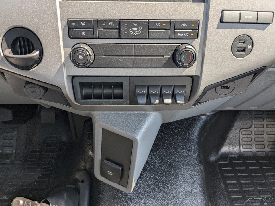 2025 Ford Super Duty 5th Gen - Image 19 of 21