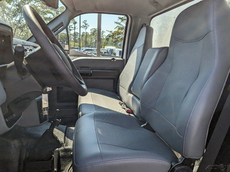 2025 Ford Super Duty 5th Gen - Image 15 of 21