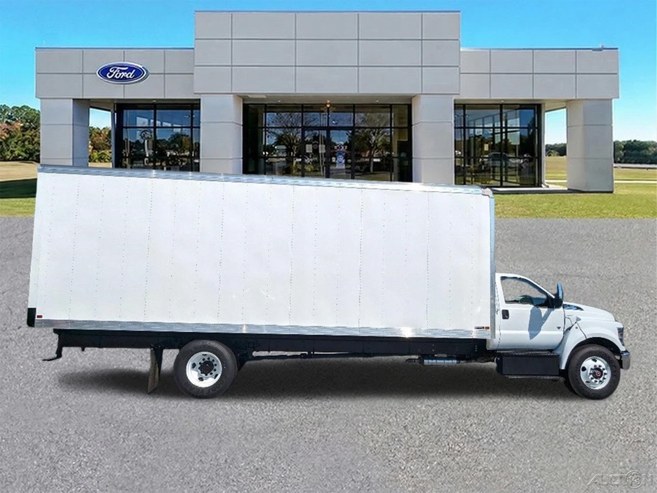 2025 Ford Super Duty 5th Gen - Image 3 of 21
