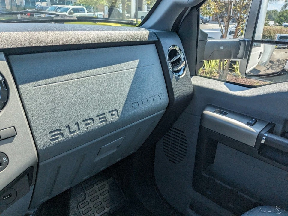 2025 Ford Super Duty 5th Gen - Image 17 of 21