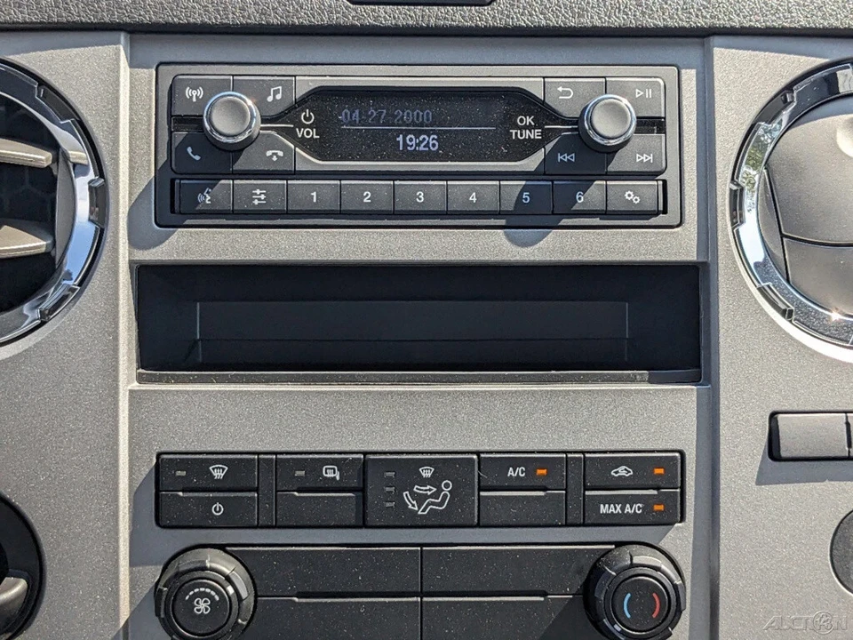 2025 Ford Super Duty 5th Gen - Image 18 of 21