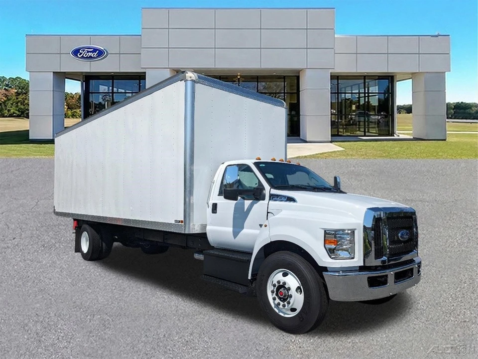 2025 Ford Super Duty 5th Gen - Image 2 of 21