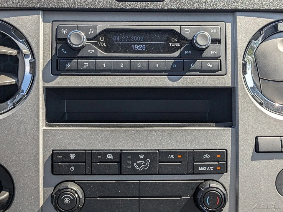 2025 Ford Super Duty 5th Gen - Image 18 of 21