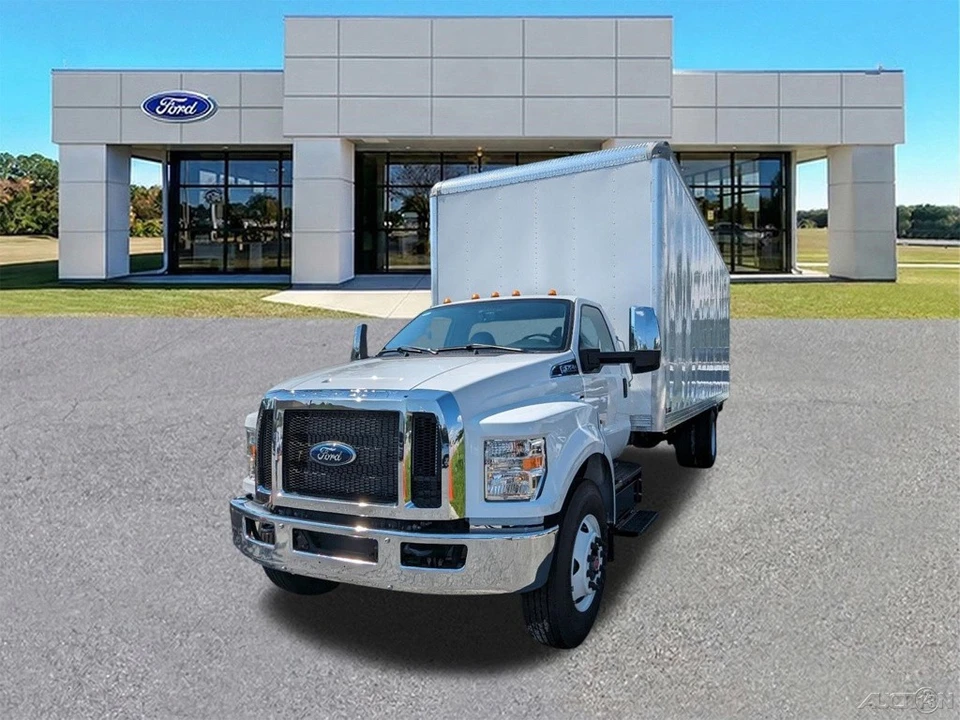 2025 Ford Super Duty 5th Gen - Image 8 of 21