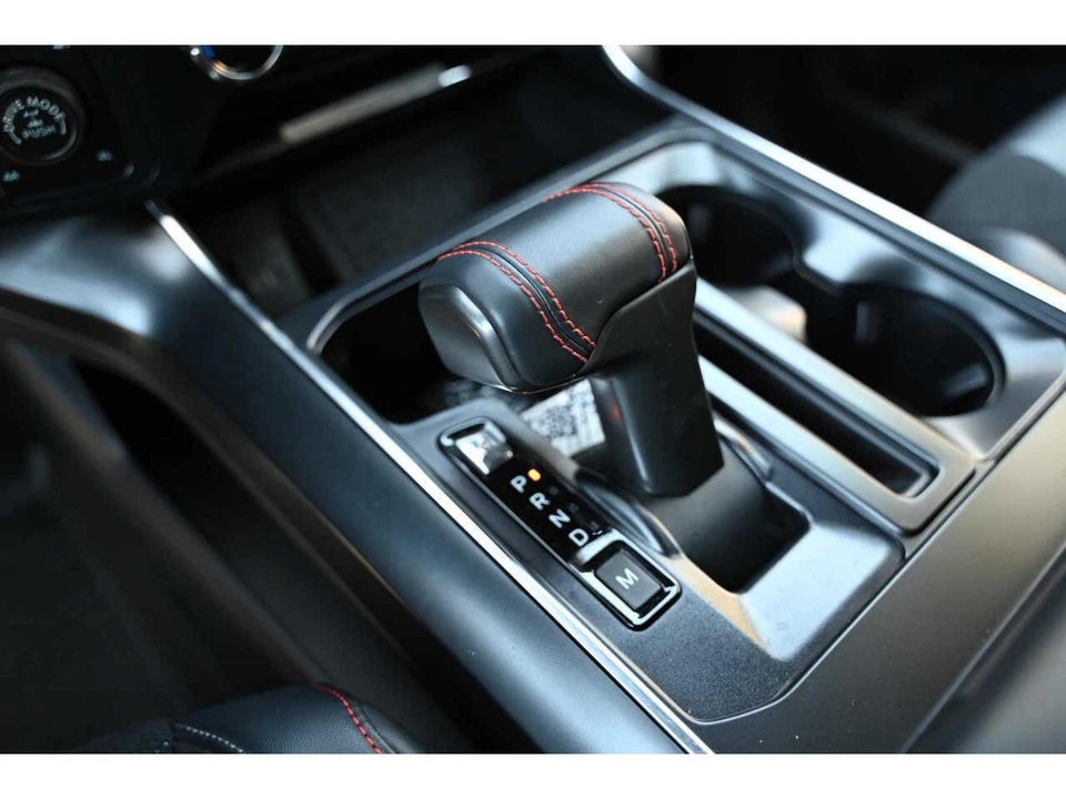 2025 Ford F-150 14th Gen - Image 15 of 20
