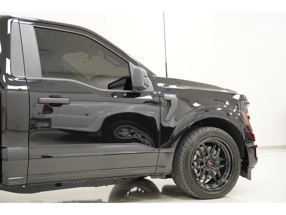 2025 Ford F-150 14th Gen - Image 17 of 31