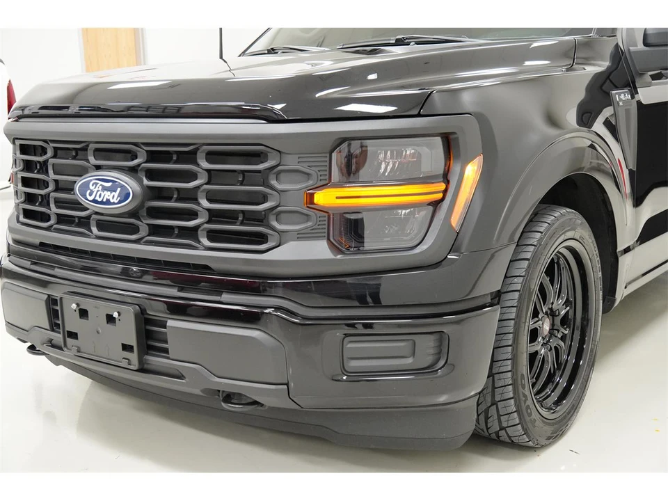 2025 Ford F-150 14th Gen - Image 13 of 31