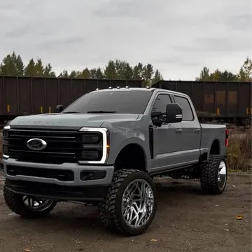 2025 Ford F250 Super Duty Crew Cab Platinum