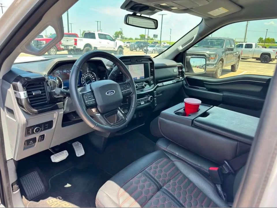 2025 Ford Super Duty 5th Gen - Image 14 of 15