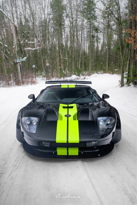 2025 Ford GT - Image 17 of 20