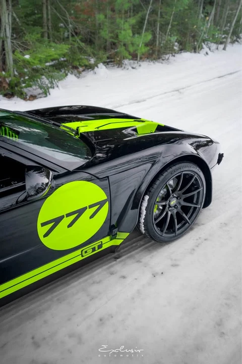 2025 Ford GT - Image 10 of 20