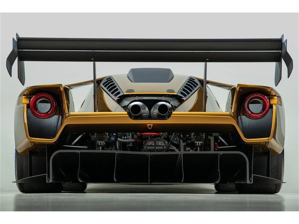 2025 Ford GT - Image 21 of 31