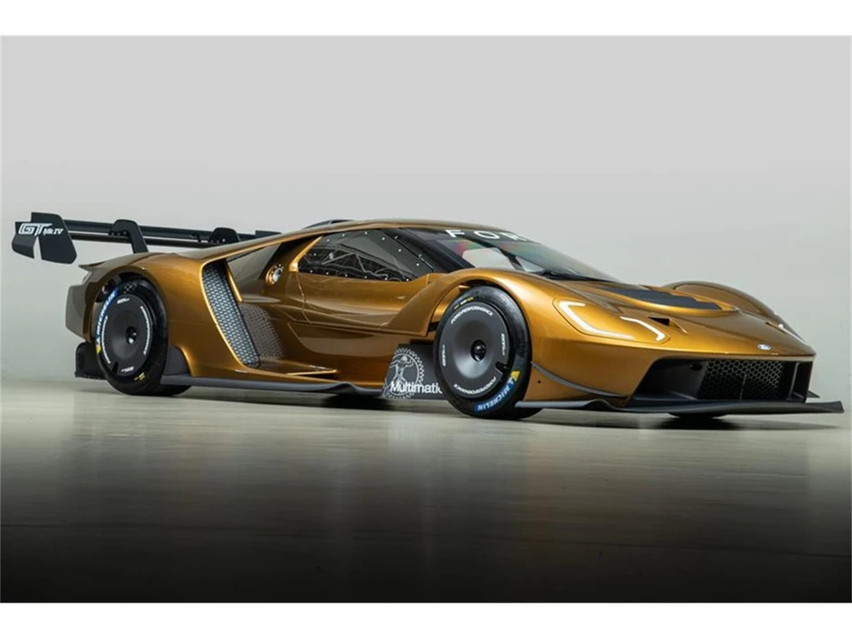 2025 Ford GT - Image 11 of 31
