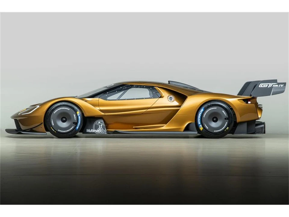 2025 Ford GT - Image 16 of 31