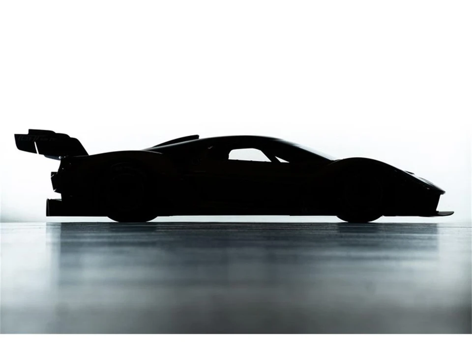2025 Ford GT - Image 12 of 31