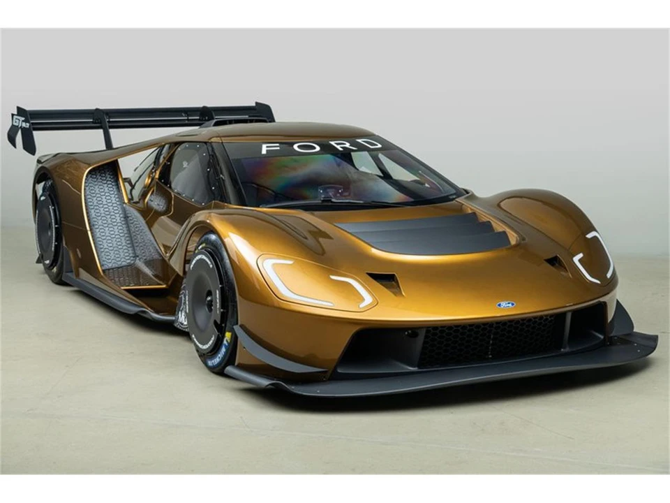 2025 Ford GT - Image 28 of 31