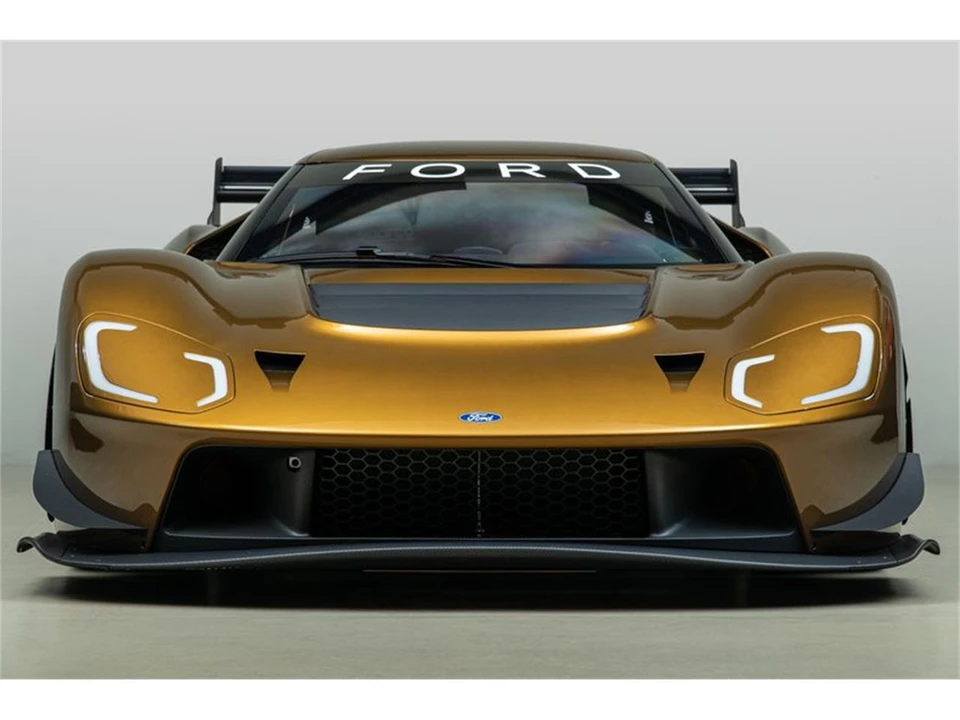 2025 Ford GT - Image 30 of 31