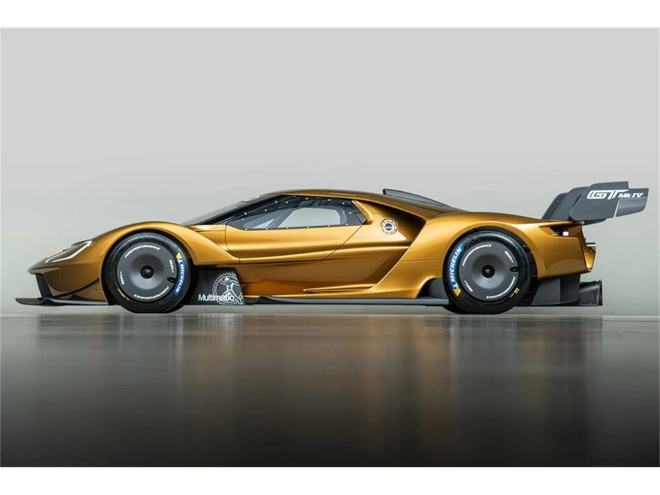 2025 Ford GT - Image 17 of 31