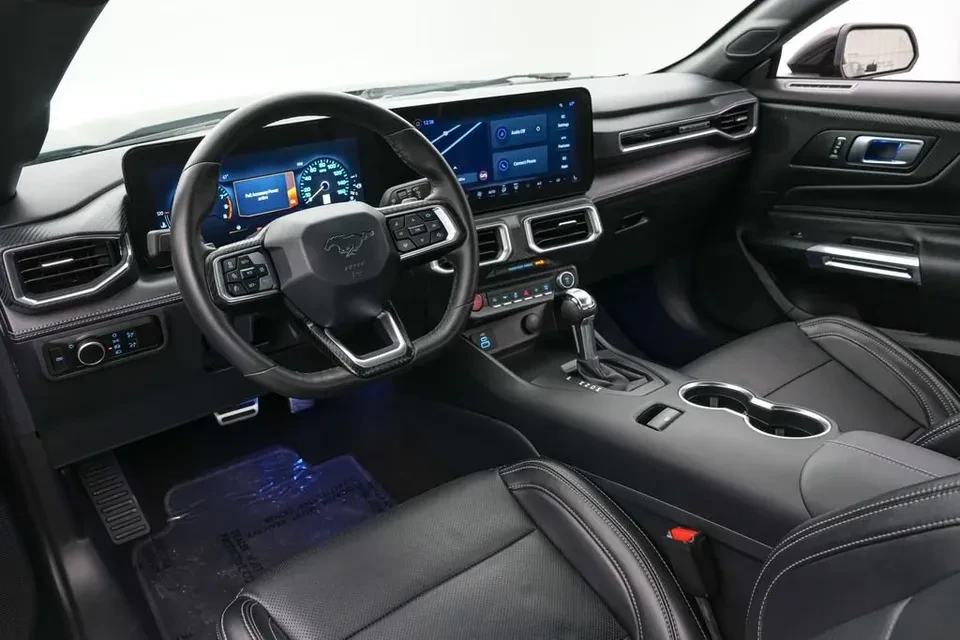 2025 Ford GT - Image 7 of 10