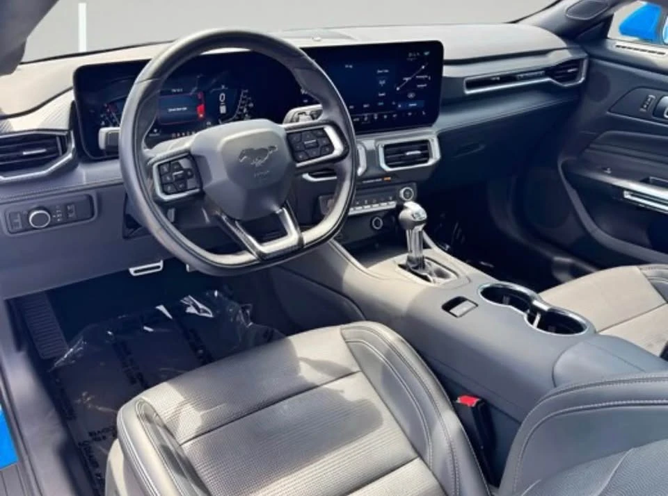 2025 Ford GT - Image 12 of 13