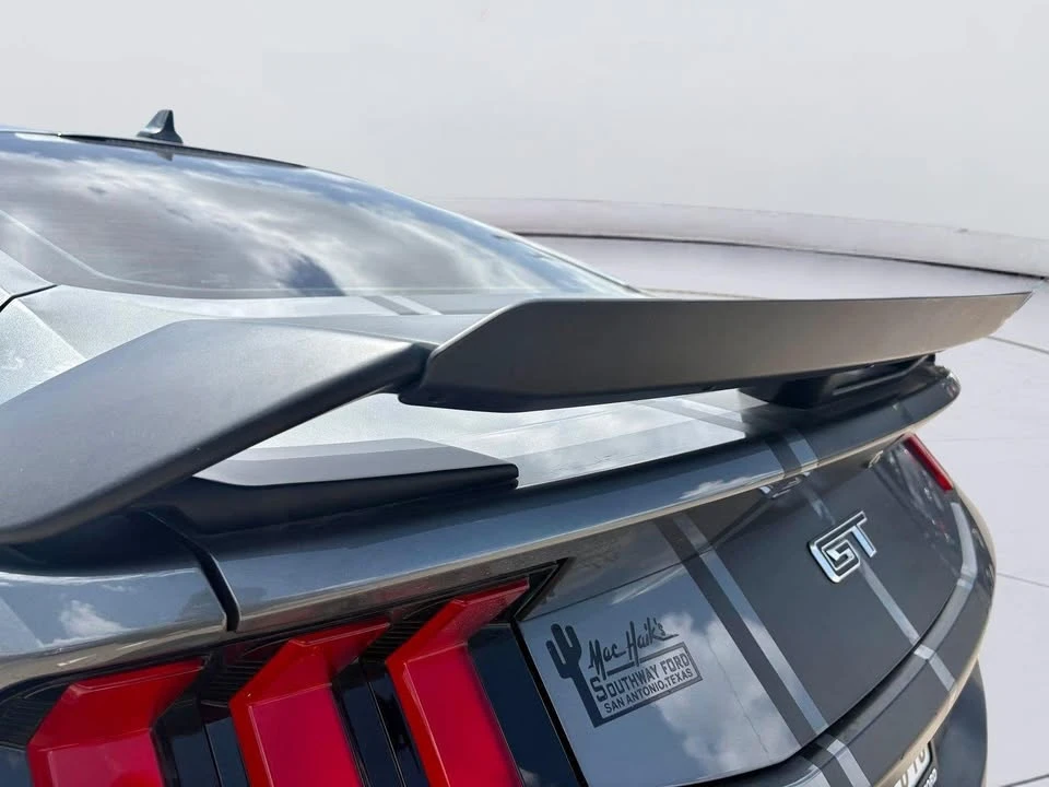2025 Ford GT - Image 8 of 15