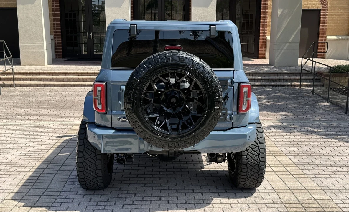 2025 Ford Bronco 6th Gen - Image 12 of 21