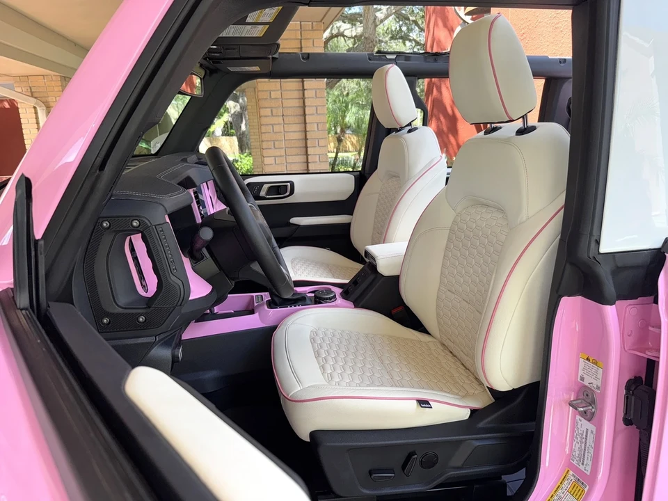 2025 Ford Bronco 6th Gen - Image 21 of 21