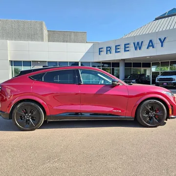 2025 Ford Mustang Mach-E GT