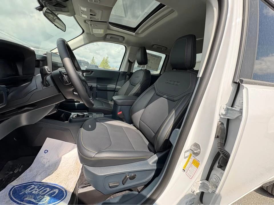2025 Ford Maverick - Image 7 of 13