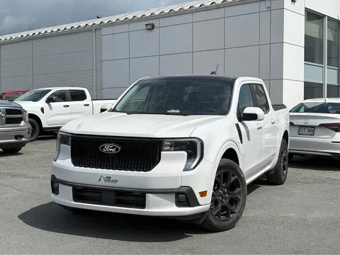 2025 Ford Maverick Lobo