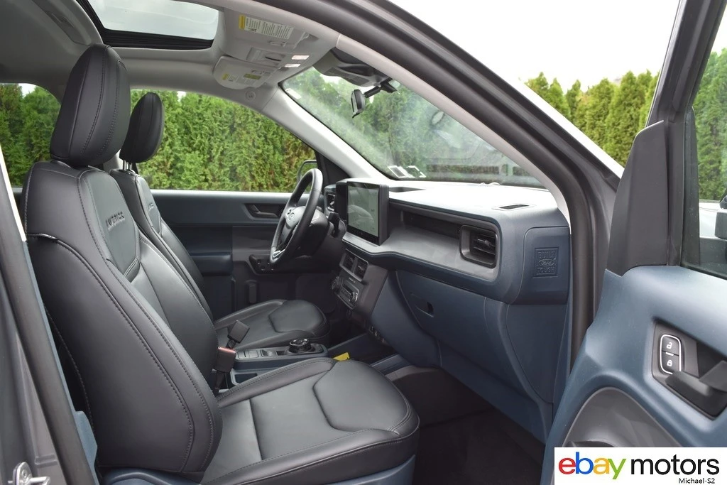 2025 Ford Maverick - Image 17 of 24