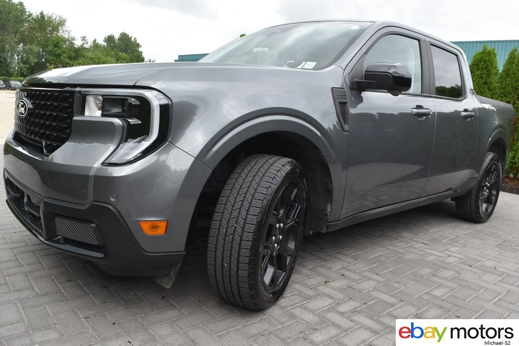 2025 Ford Maverick - Image 10 of 24