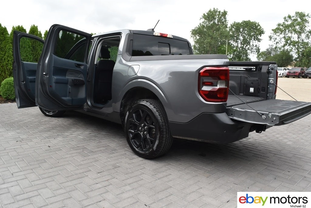 2025 Ford Maverick - Image 19 of 24