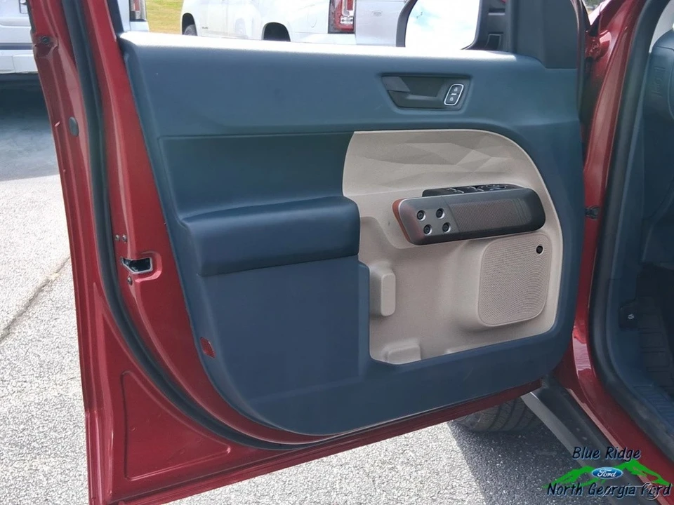 2025 Ford Maverick - Image 10 of 21