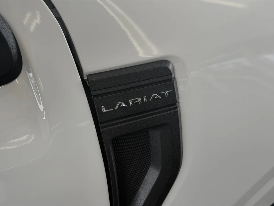 2025 Ford Maverick - Image 18 of 31