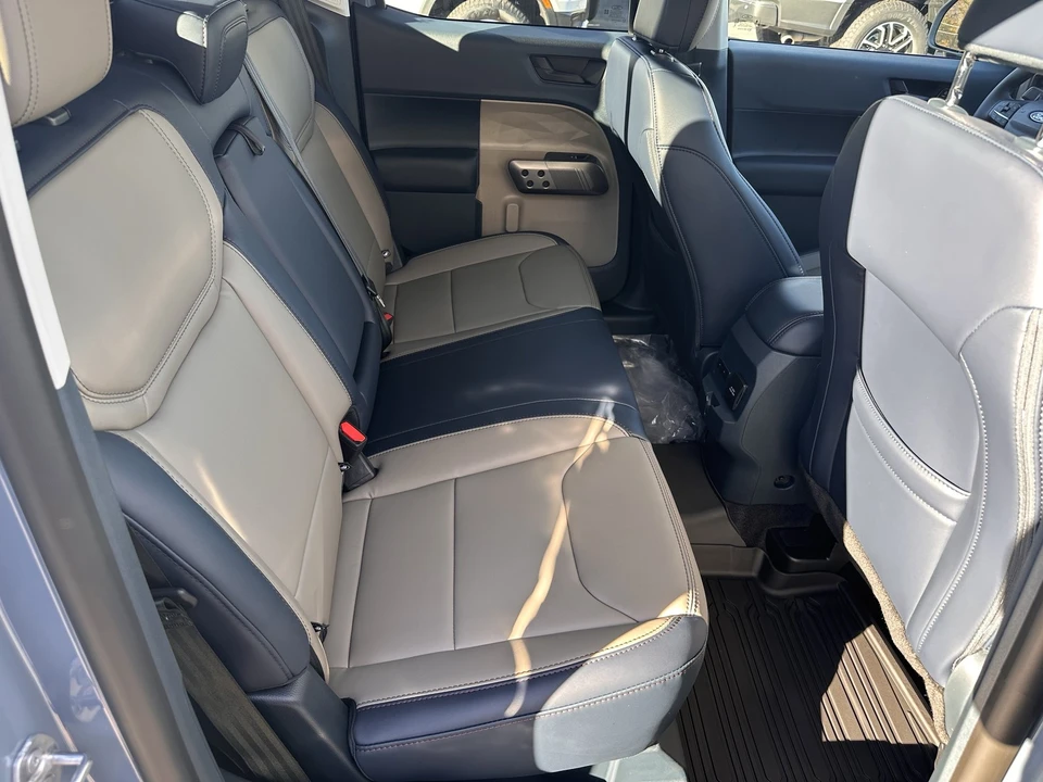 2025 Ford Maverick - Image 16 of 21