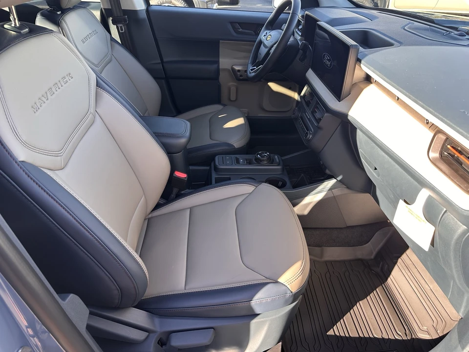 2025 Ford Maverick - Image 14 of 21