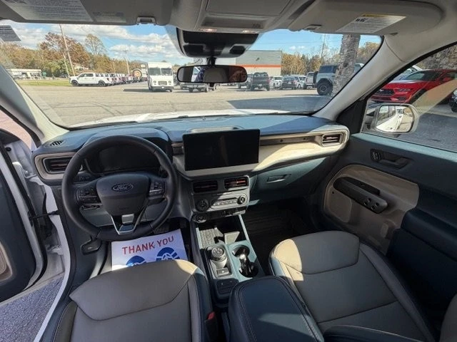 2025 Ford Maverick - Image 9 of 12