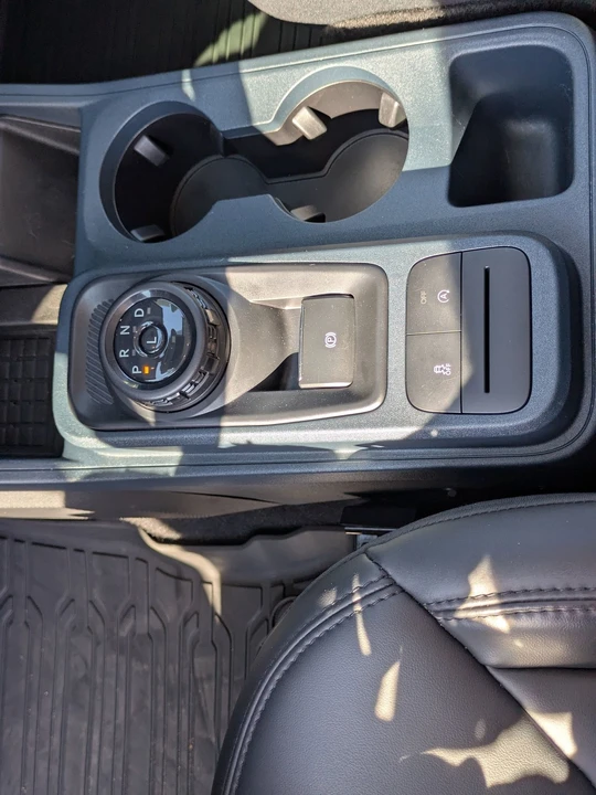 2025 Ford Maverick - Image 26 of 31